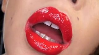 Asian sluts testing lipstick endurance in wet kisses experiment